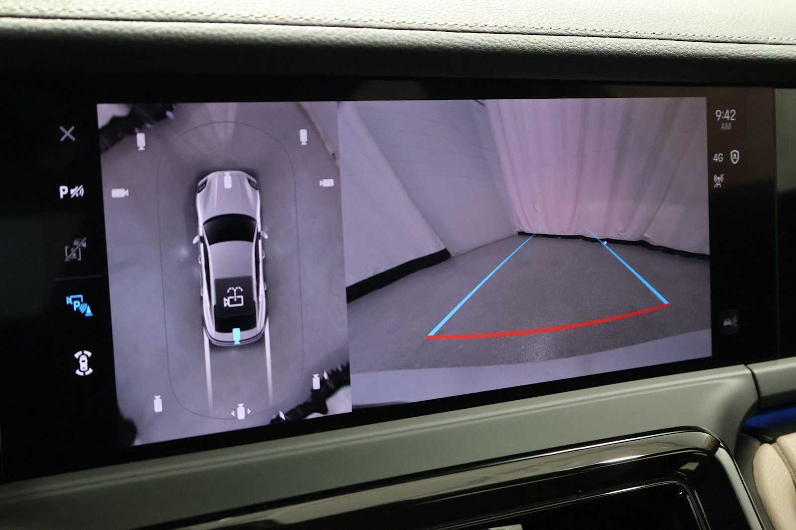 Thumbnail: 2025 Porsche Panamera - 31