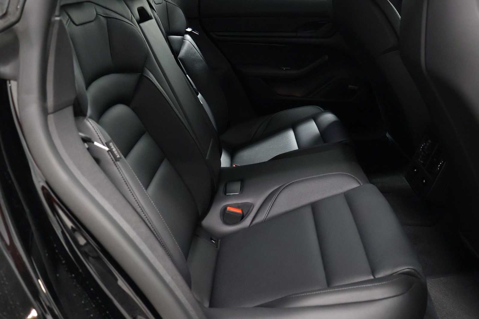 Thumbnail: 2026 Porsche Taycan - 34