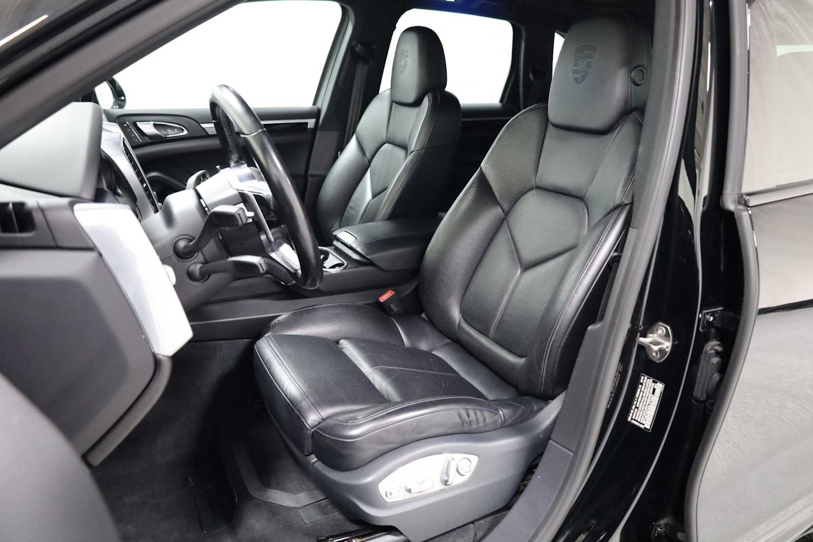 Thumbnail: 2017 Porsche Cayenne - 5