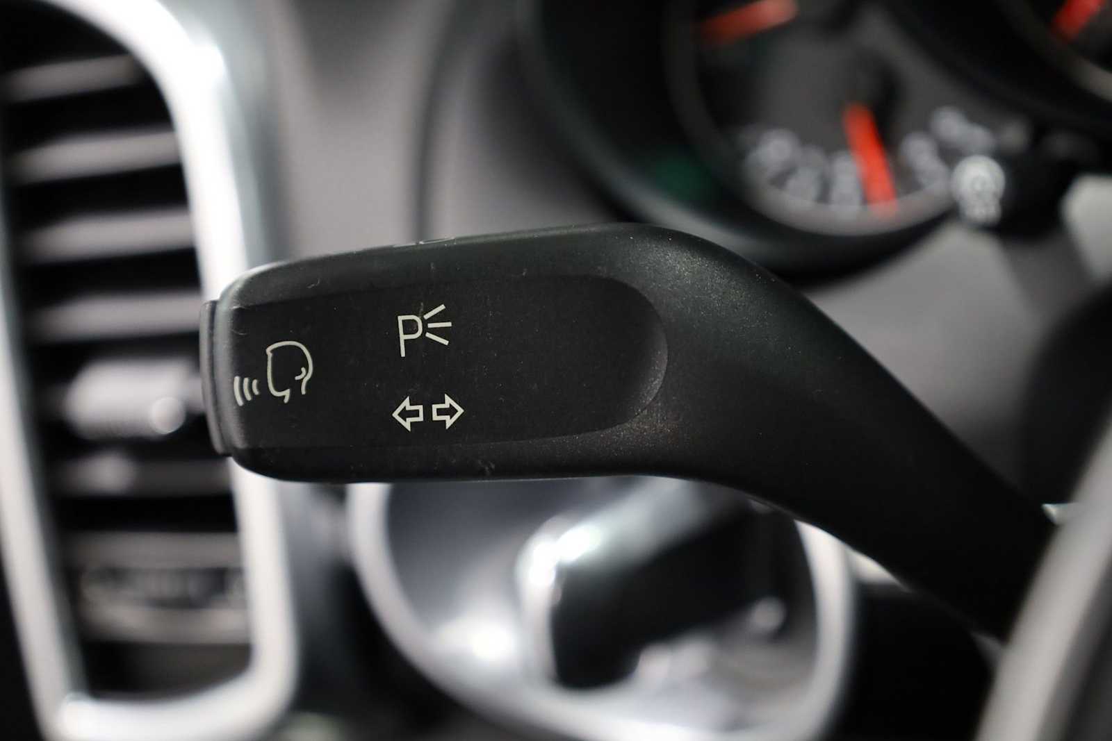 Thumbnail: 2017 Porsche Cayenne - 31