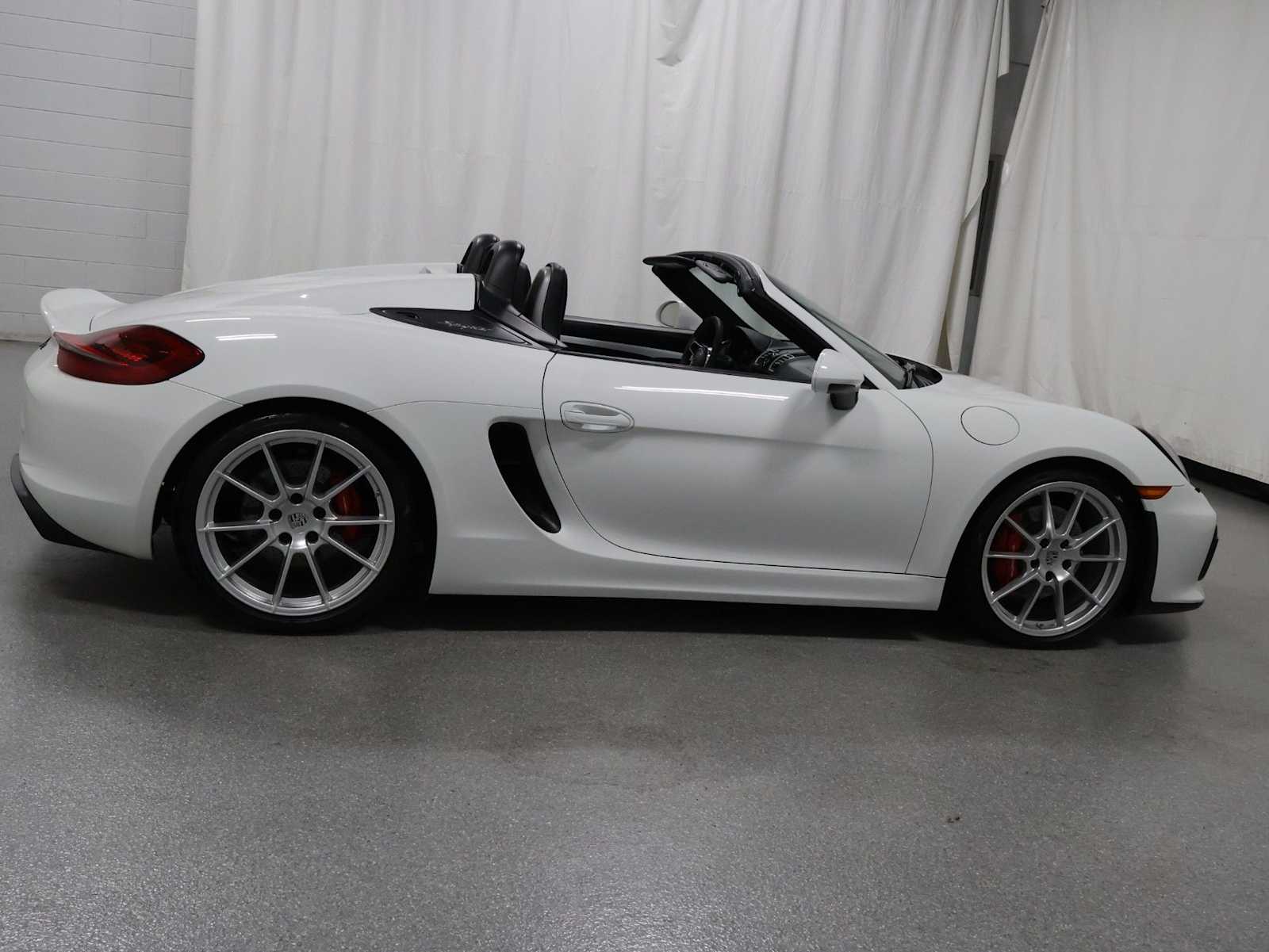 Thumbnail: 2016 Porsche Boxster - 10