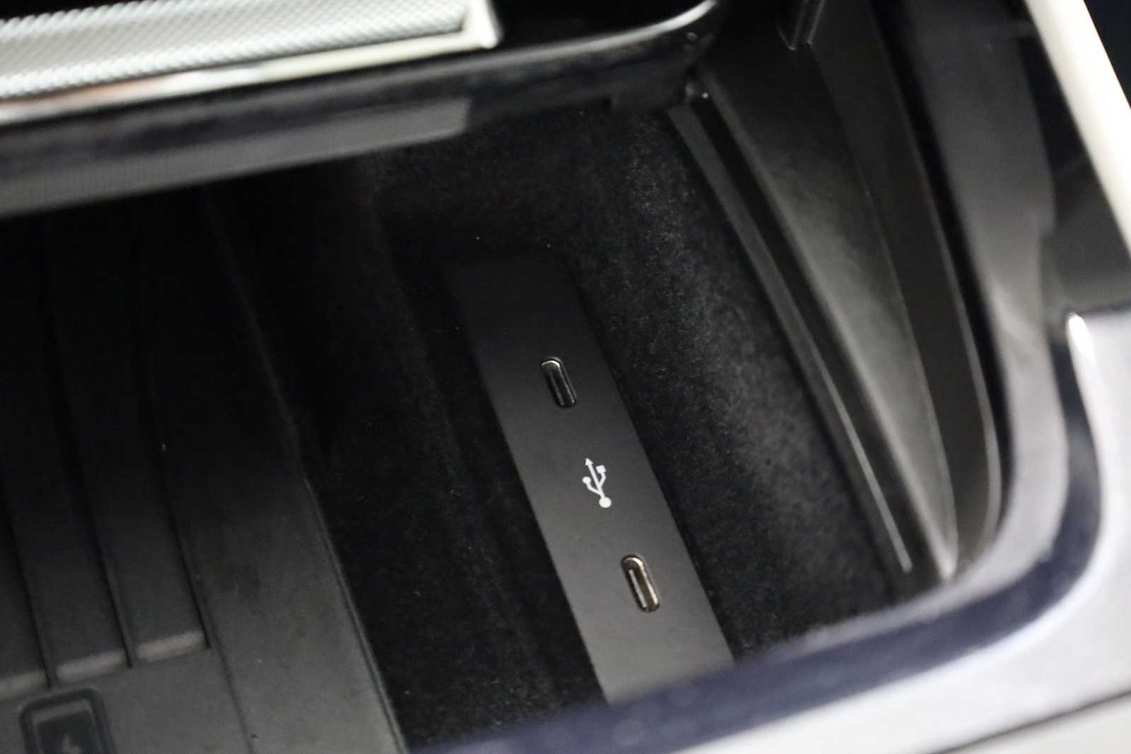 Thumbnail: 2025 Porsche Cayenne - 33