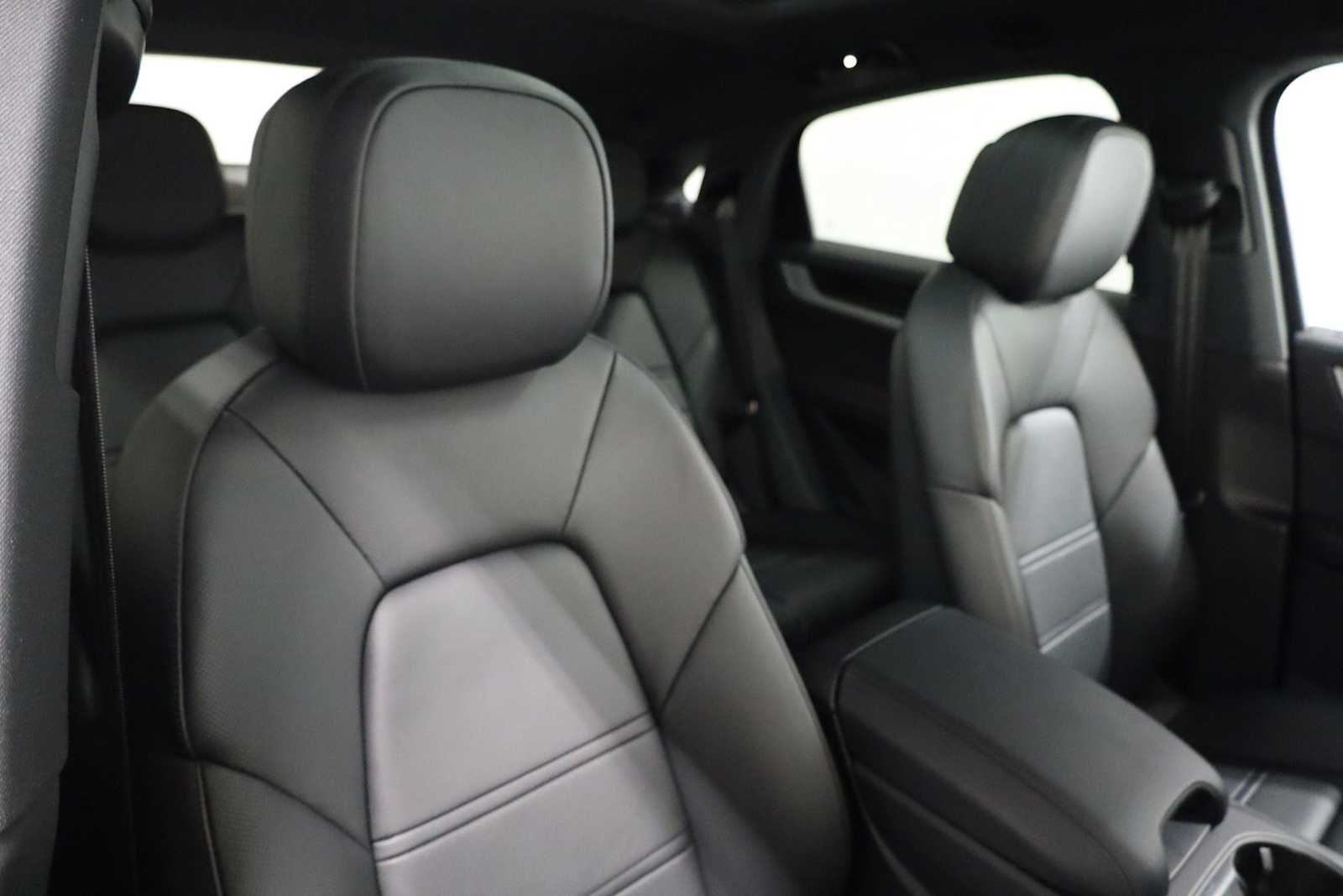 Thumbnail: 2026 Porsche  - 22