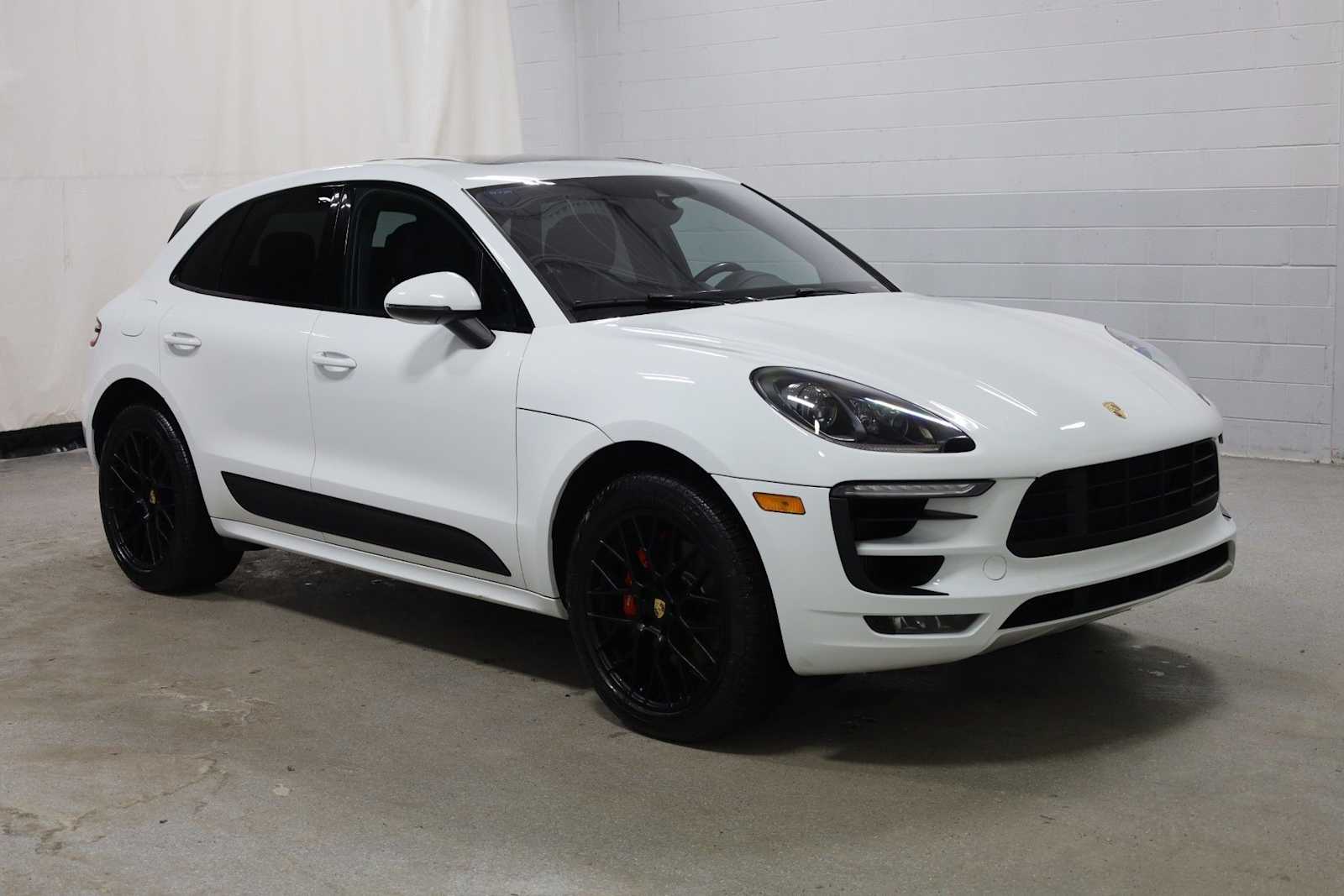 Thumbnail: 2018 Porsche Macan - 13