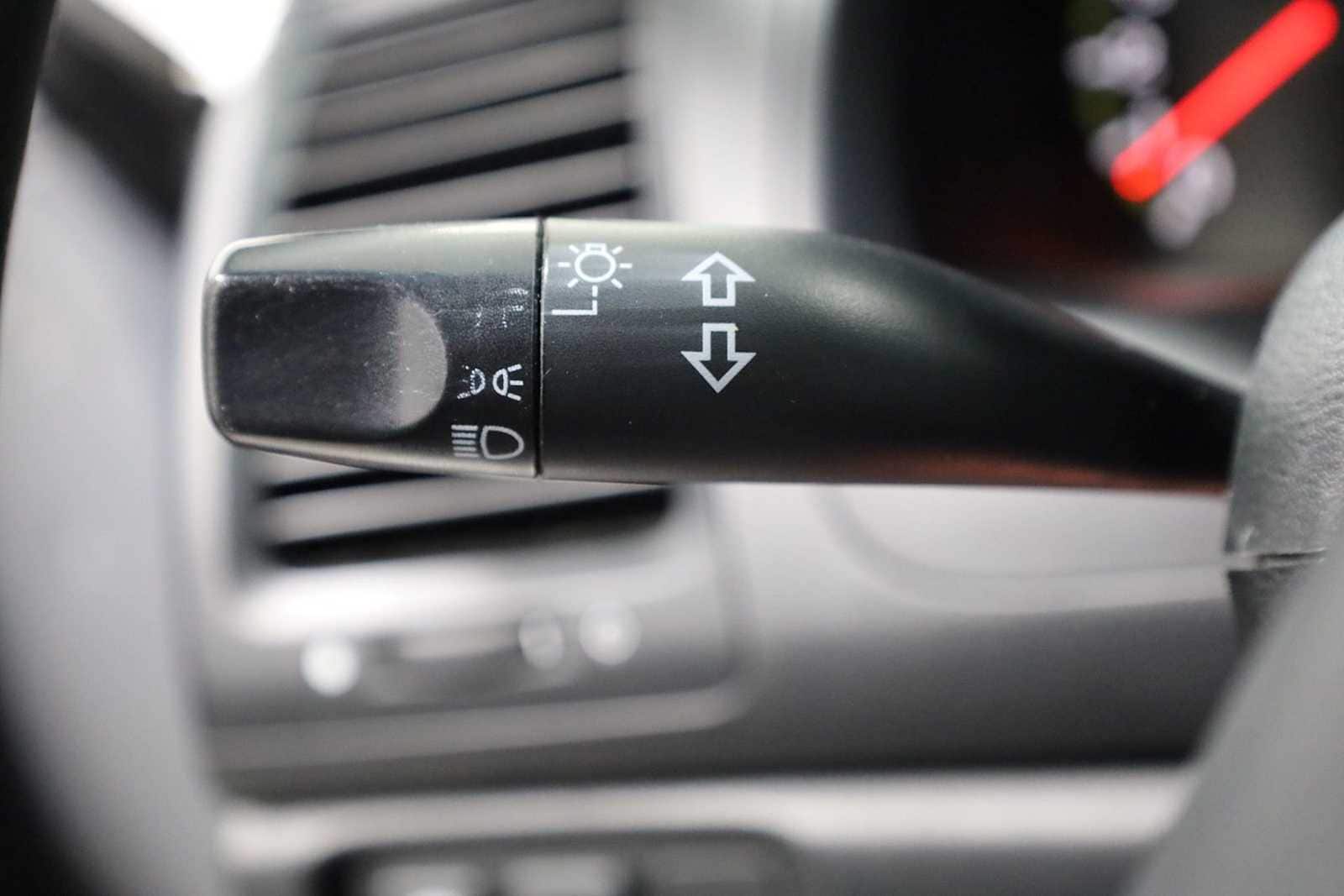 Thumbnail: 2005 Honda Accord - 29