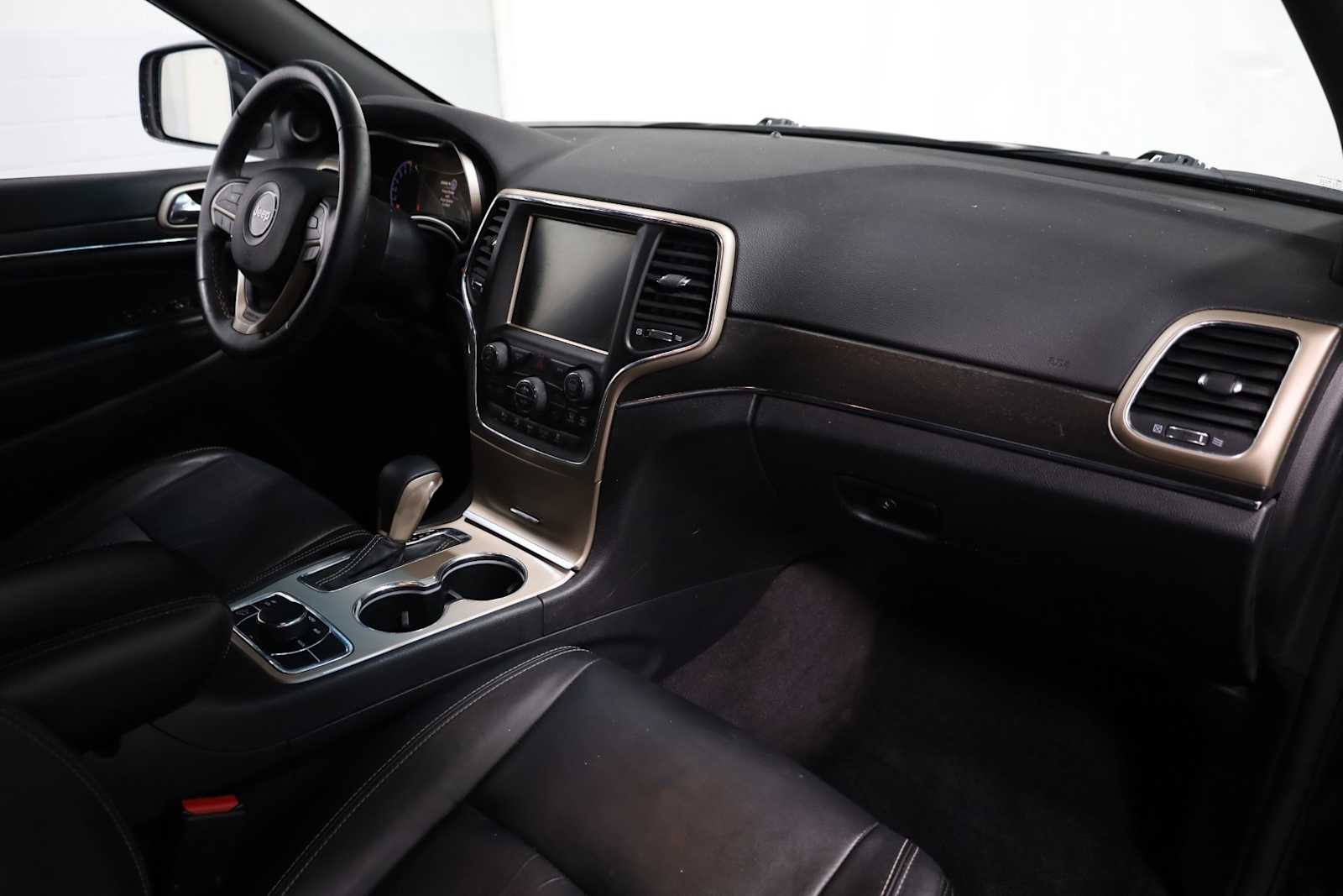 2016 Jeep Grand Cherokee Limited Edition 14