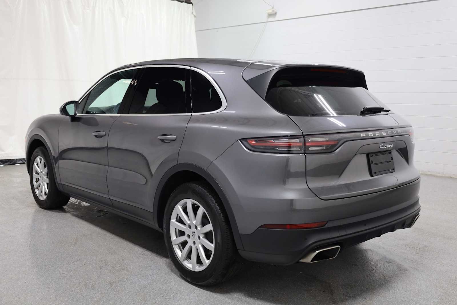 2022 Porsche Cayenne  3