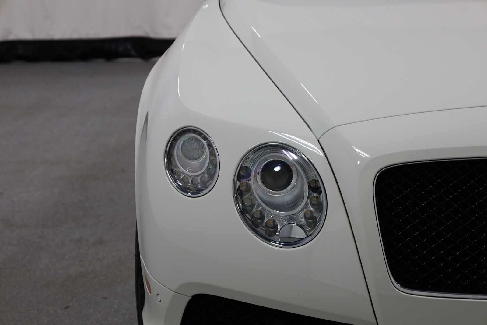 Thumbnail: 2013 Bentley Continental - 16