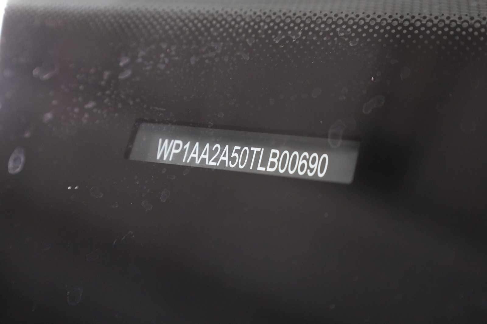 Thumbnail: 2026 Porsche Macan - 44