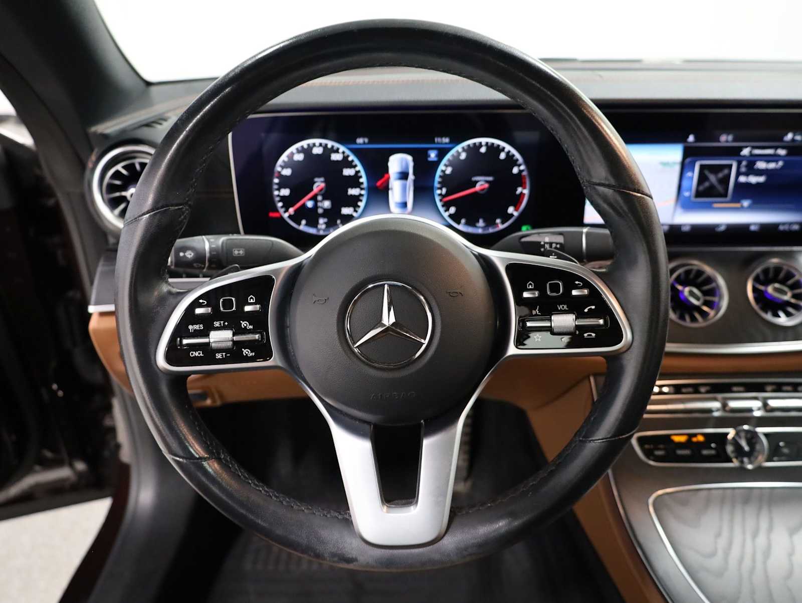 Thumbnail: 2020 Mercedes-Benz E-Class - 24