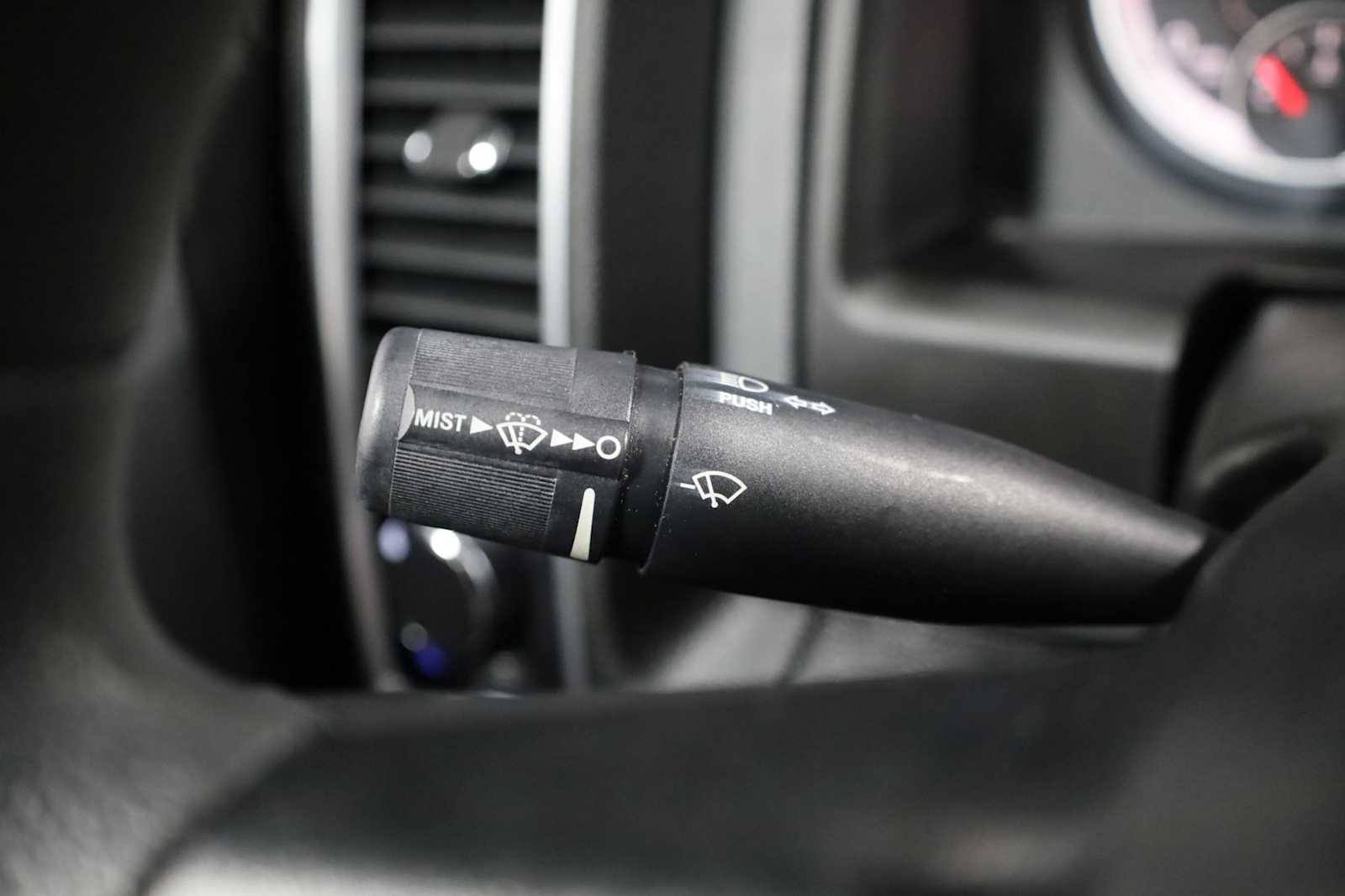 Thumbnail: 2019 RAM 1500 Classic - 24