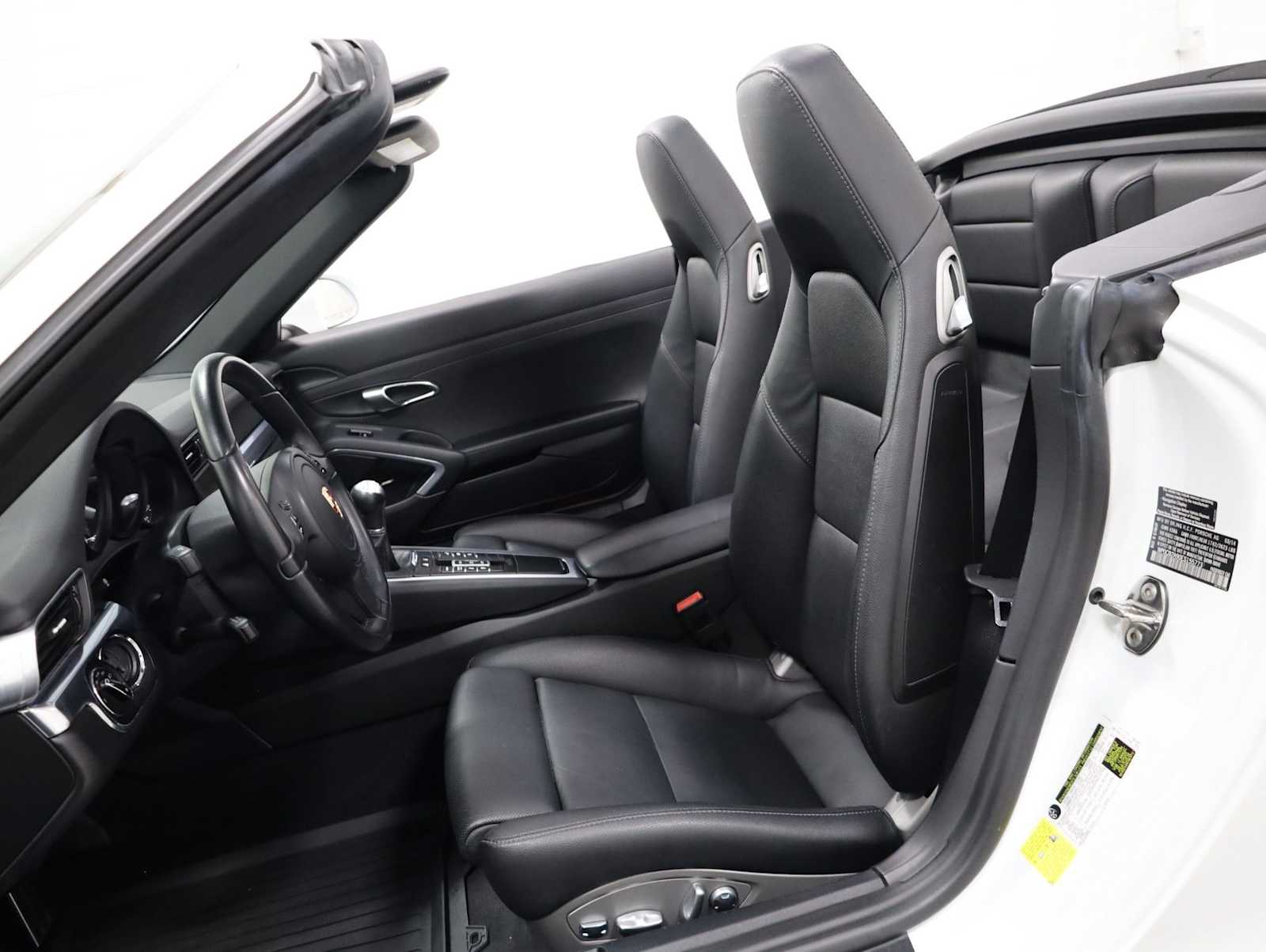 Thumbnail: 2014 Porsche 911 - 5