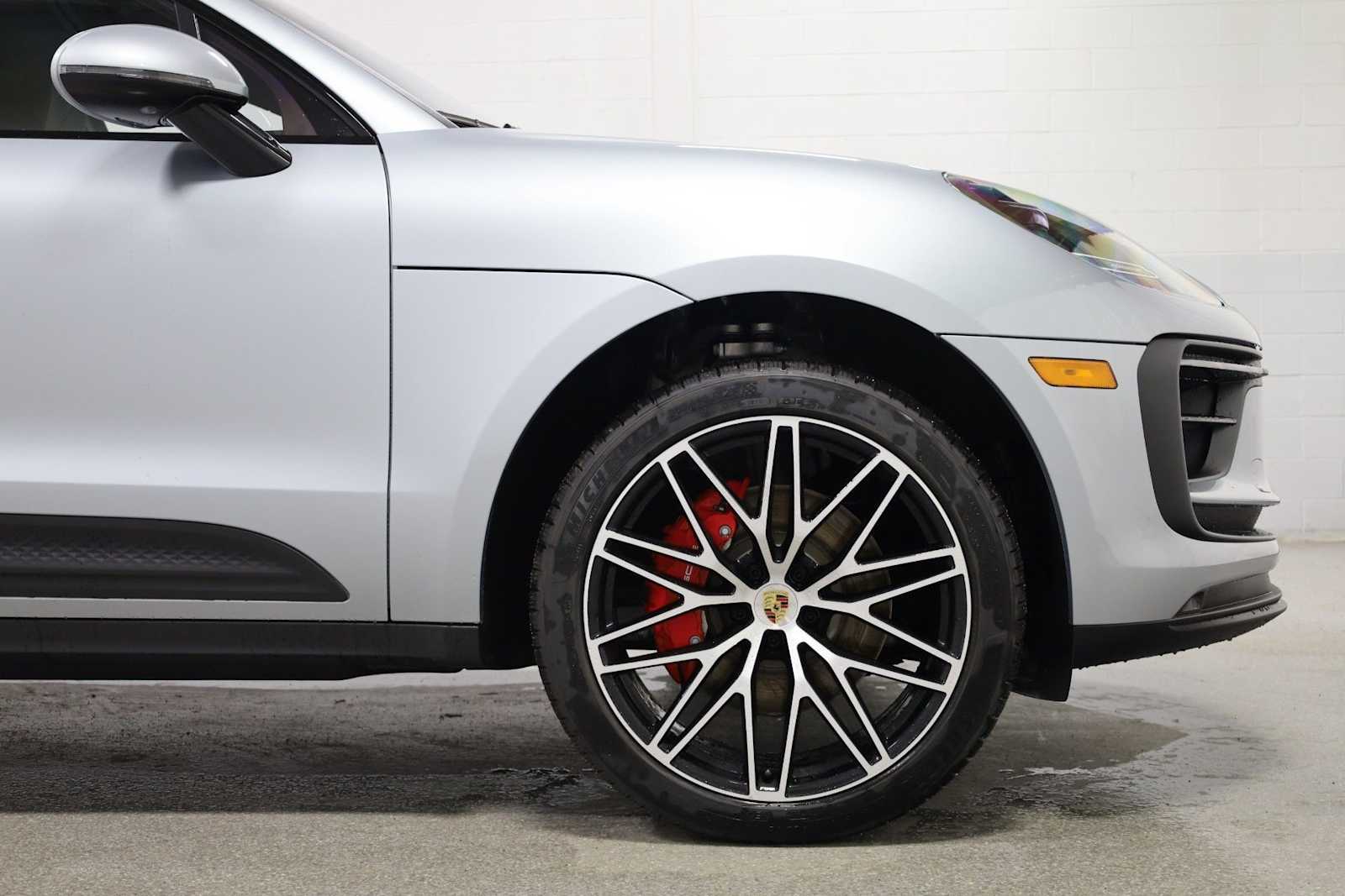 Thumbnail: 2026 Porsche Macan - 11