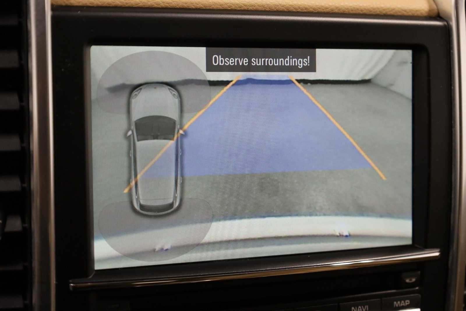 Thumbnail: 2014 Porsche Cayenne - 32