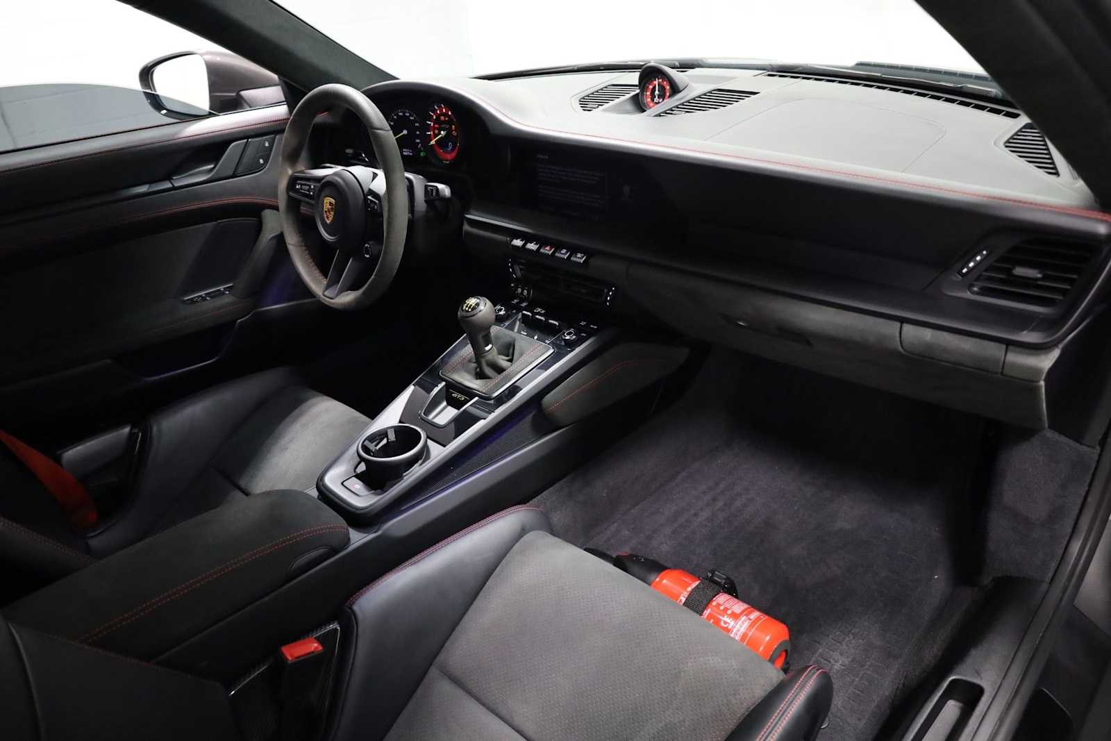 Thumbnail: 2023 Porsche 911 - 6