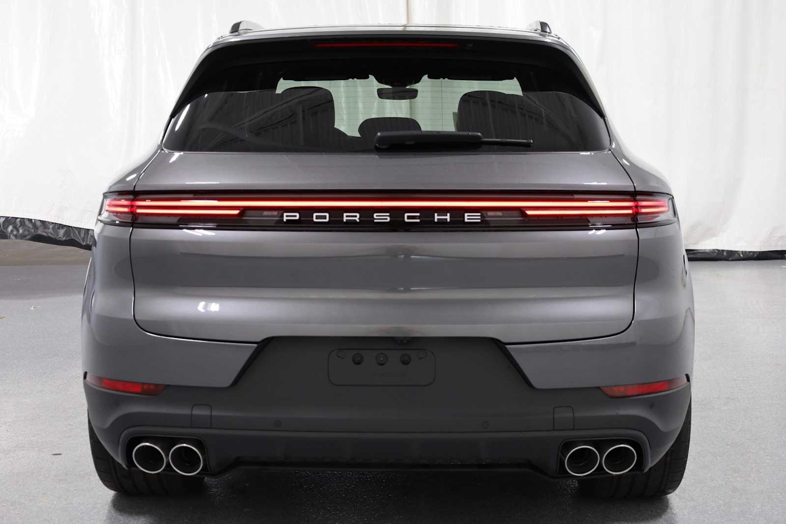 Thumbnail: 2024 Porsche Cayenne - 7
