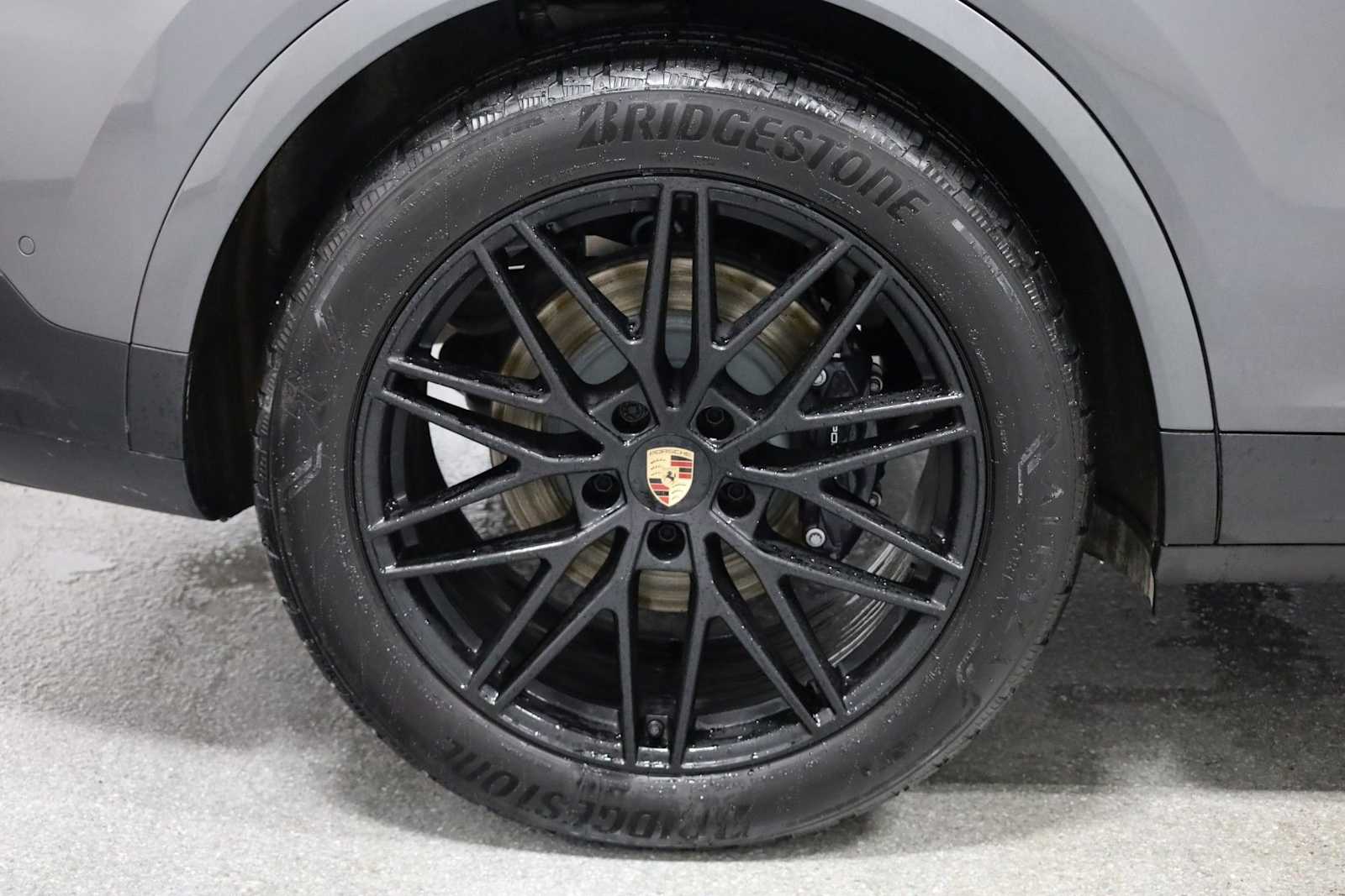 Thumbnail: 2025 Porsche Cayenne - 36