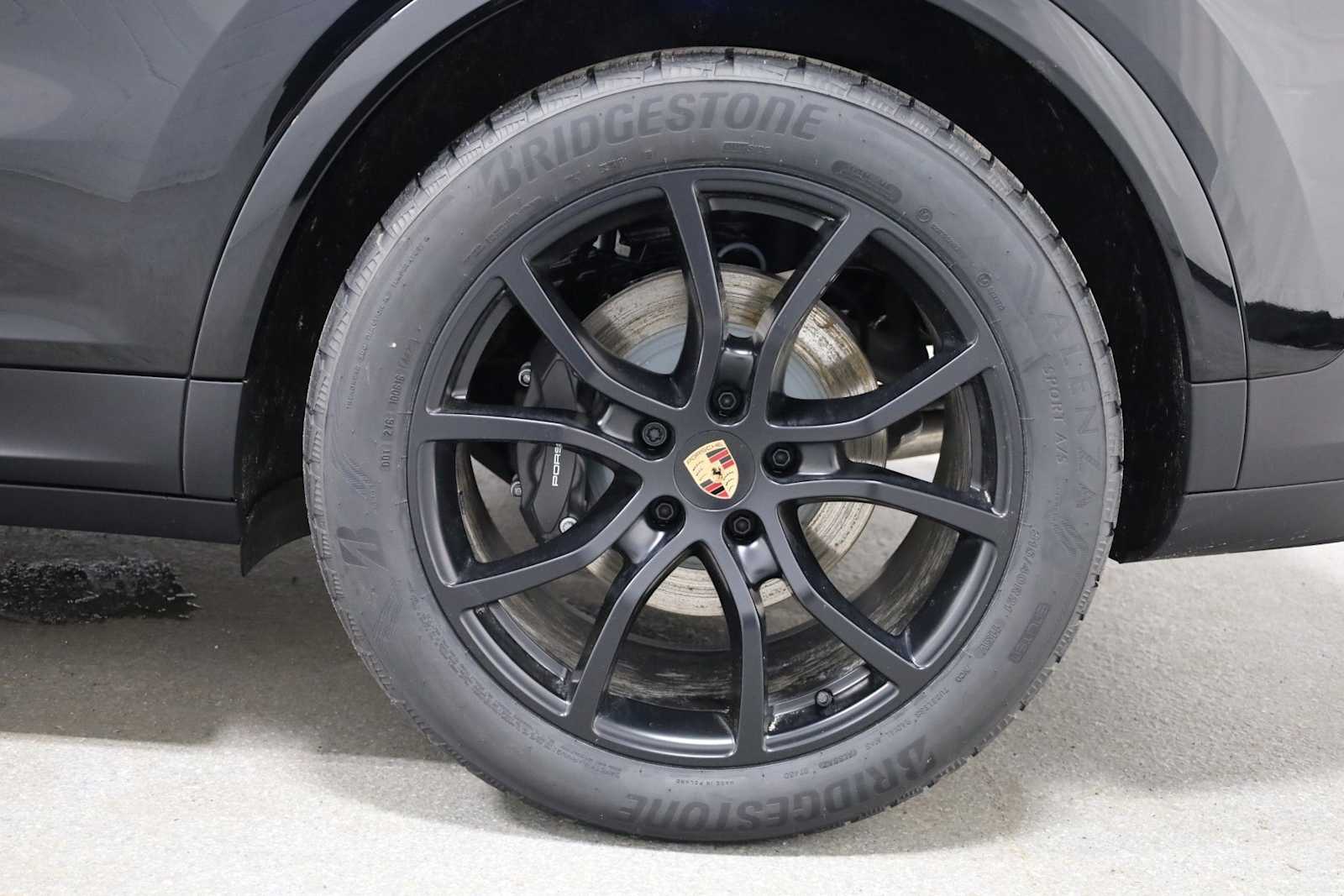 Thumbnail: 2026 Porsche Cayenne - 39