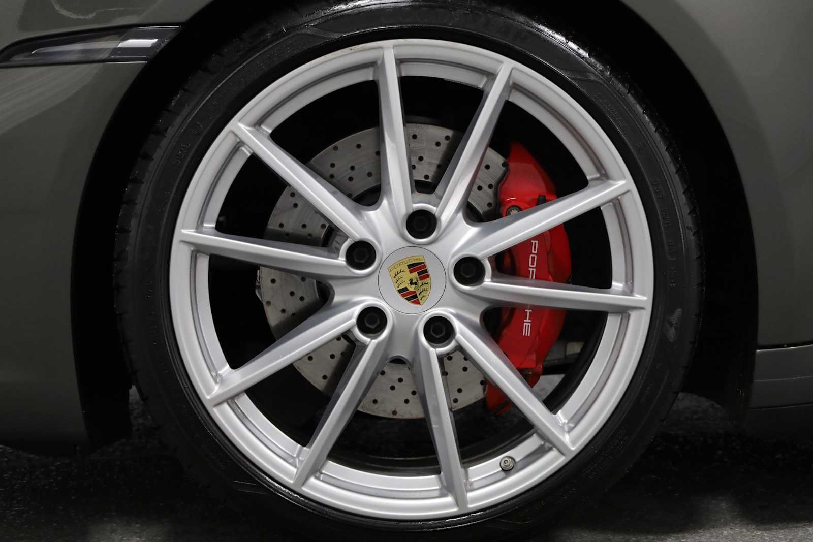 Thumbnail: 2024 Porsche 911 - 36