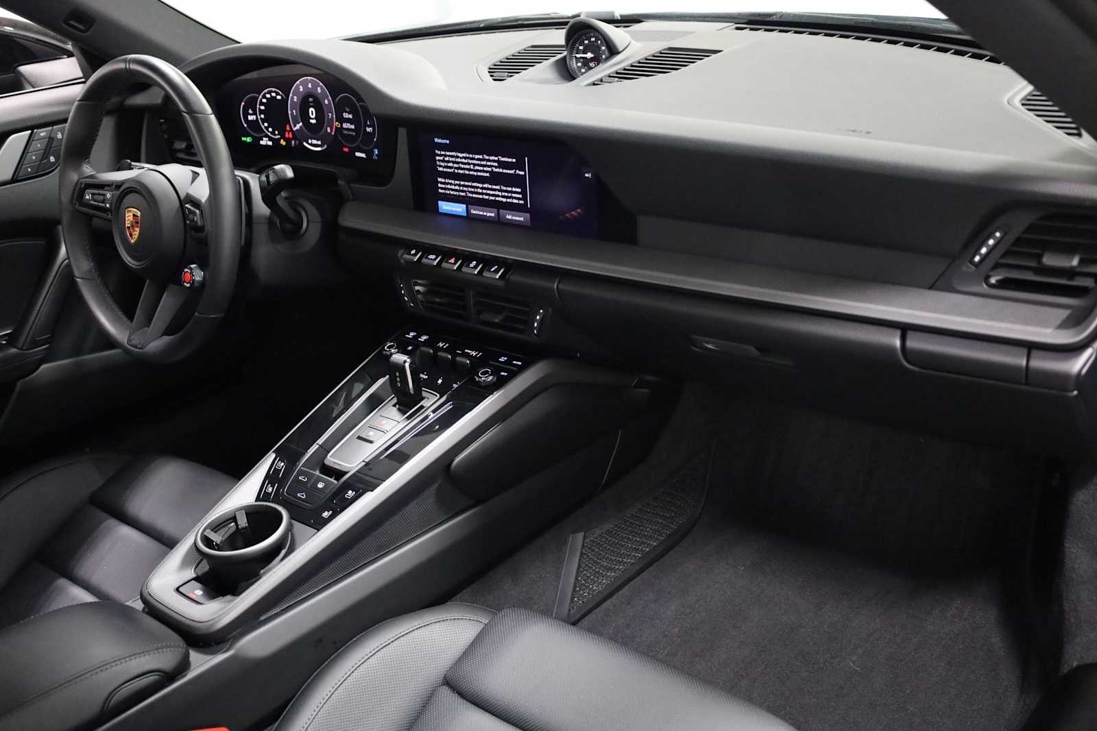 Thumbnail: 2025 Porsche 911 - 6