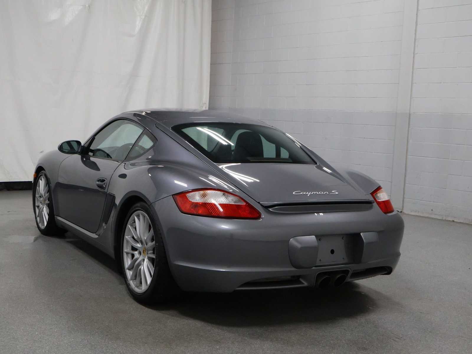 Thumbnail: 2006 Porsche Cayman - 3