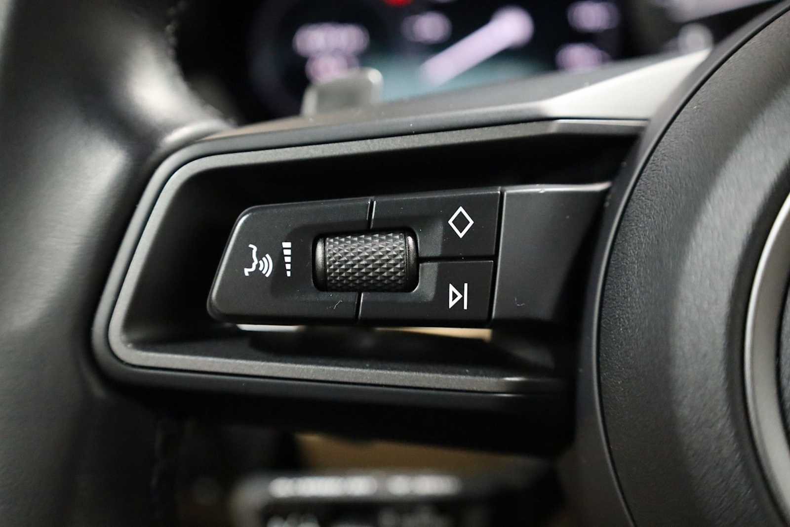 Thumbnail: 2024 Porsche 911 - 24