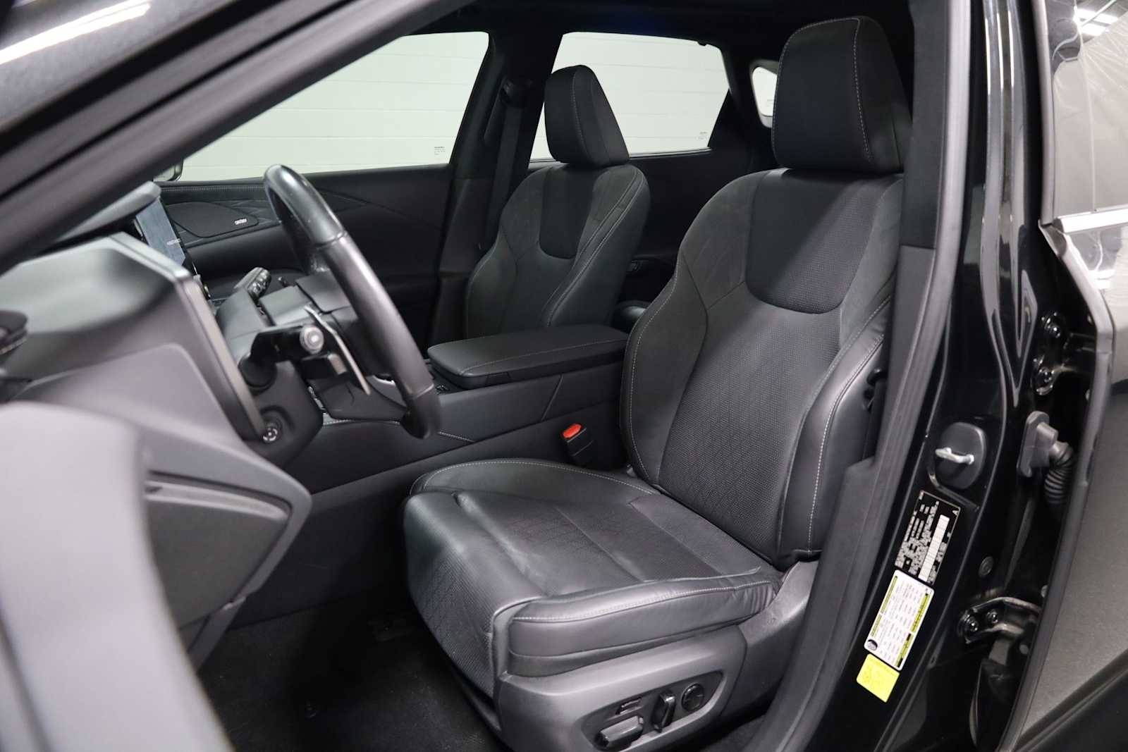 Thumbnail: 2024 Lexus RX - 5