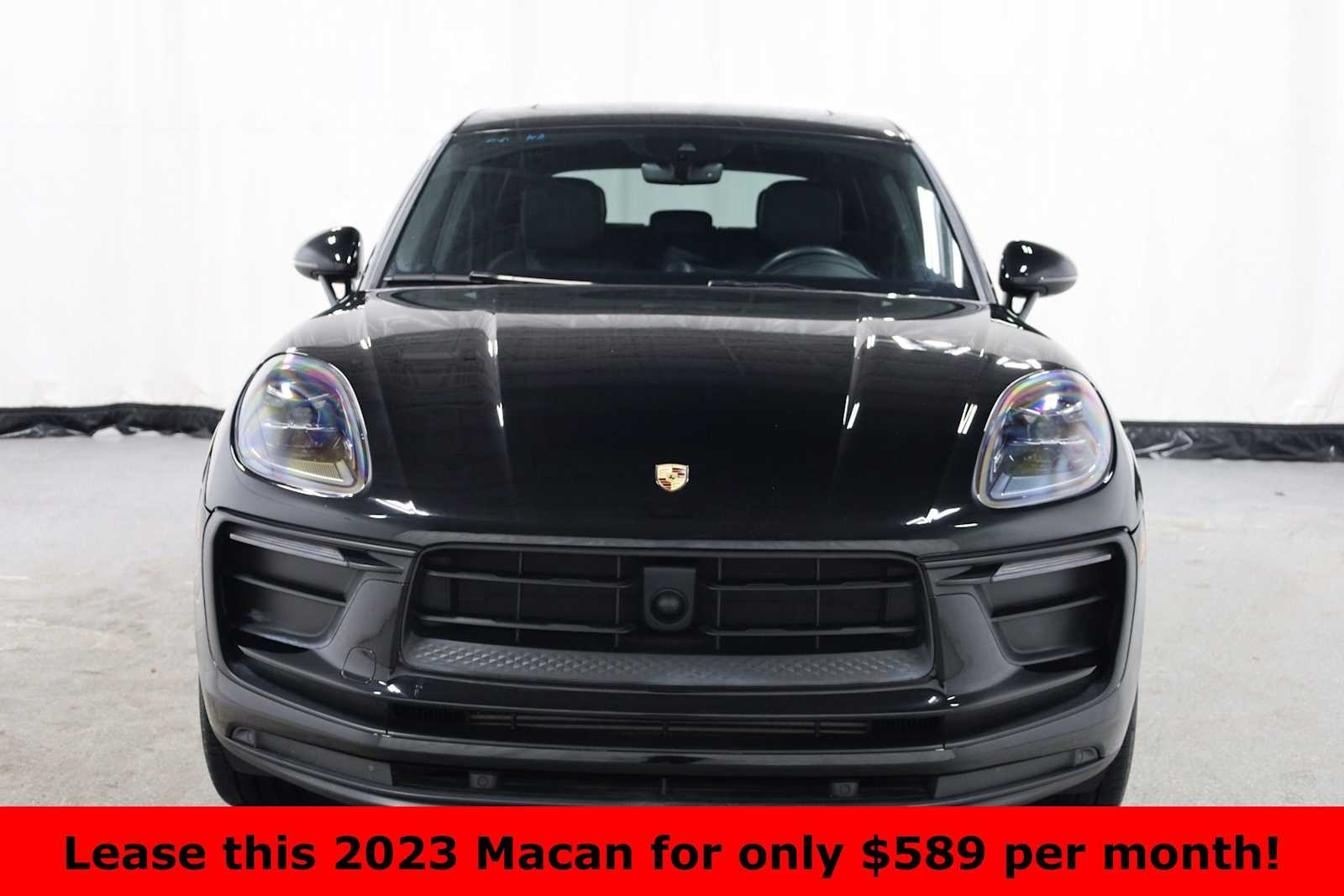 Thumbnail: 2023 Porsche Macan - 14