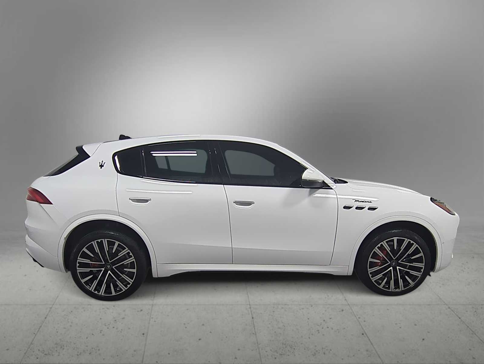 Thumbnail: 2023 Maserati Grecale - 9