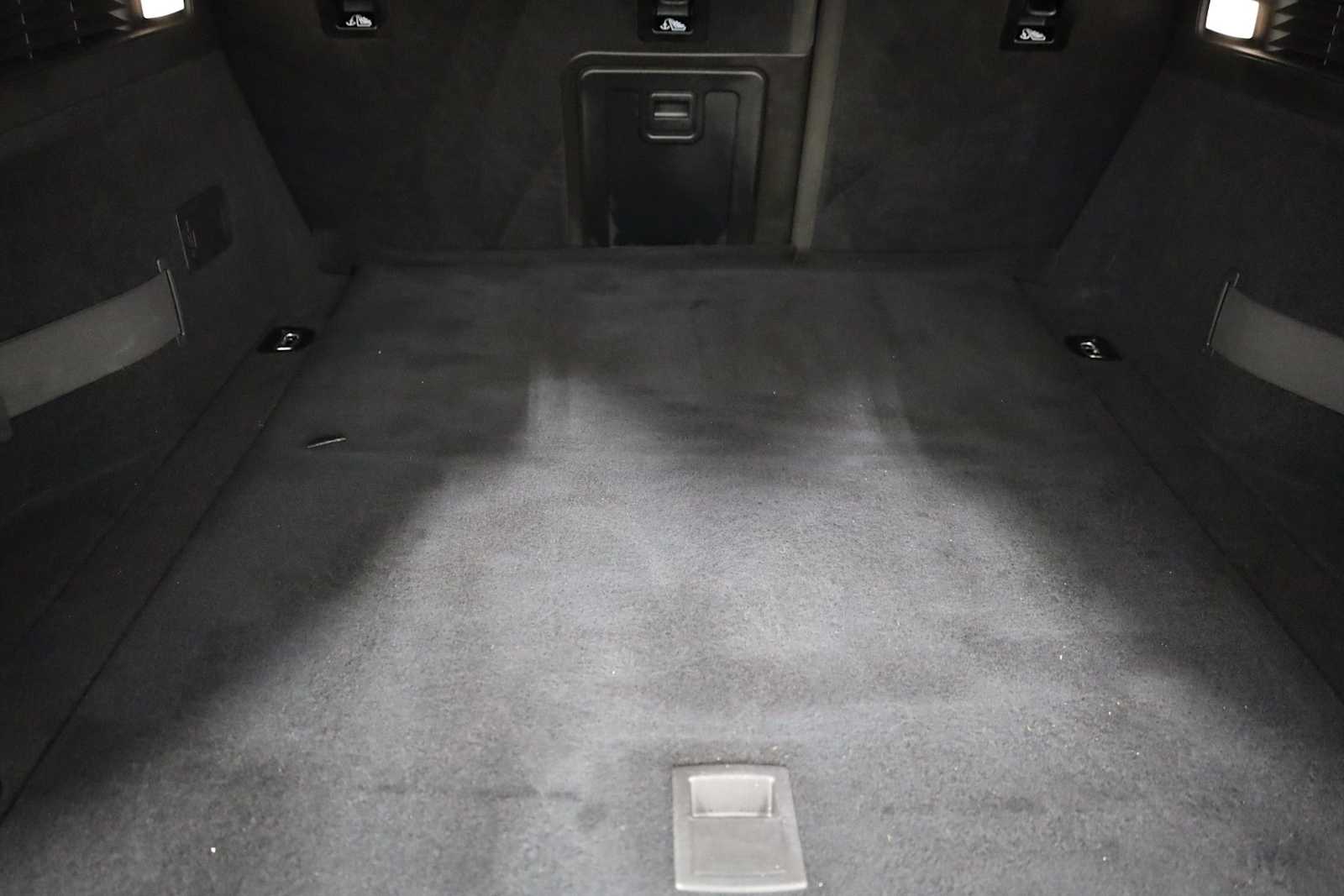 Thumbnail: 2017 Maserati Levante - 41