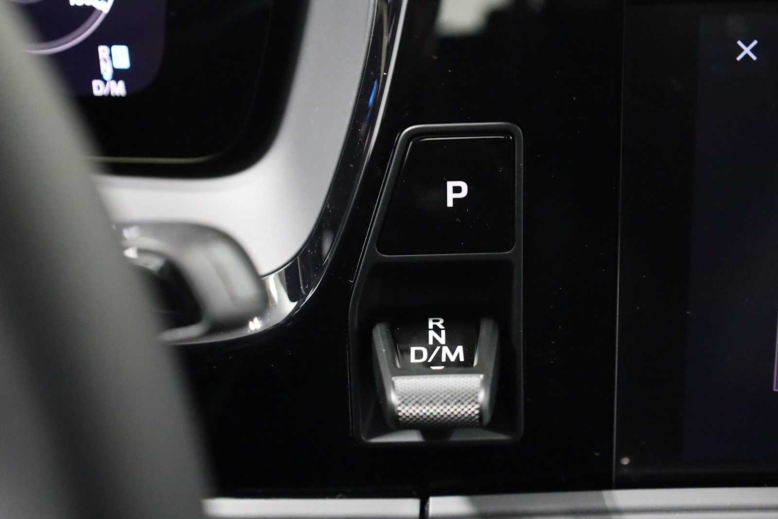 Thumbnail: 2026 Porsche Panamera - 29