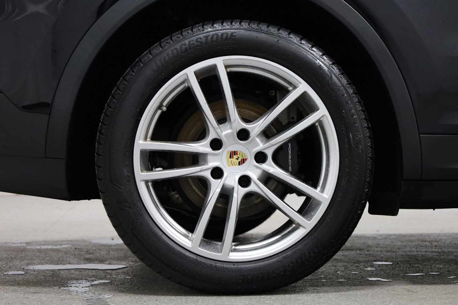 Thumbnail: 2019 Porsche Cayenne - 38