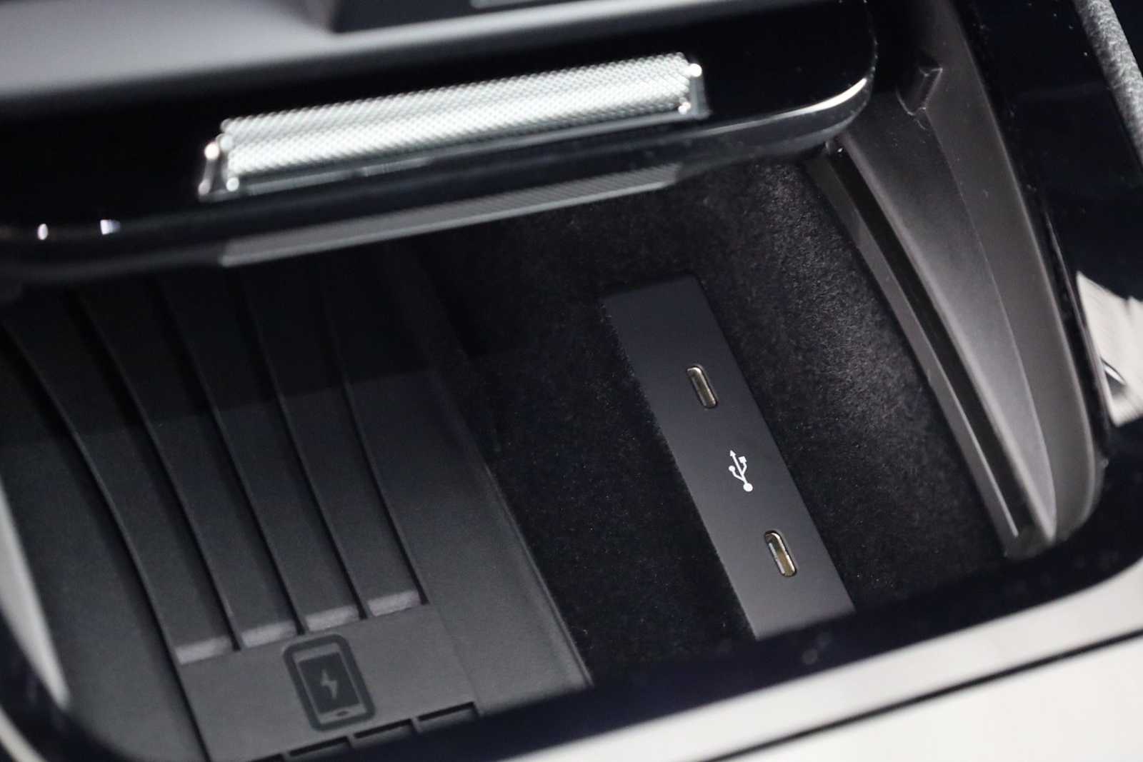 Thumbnail: 2025 Porsche Cayenne - 33