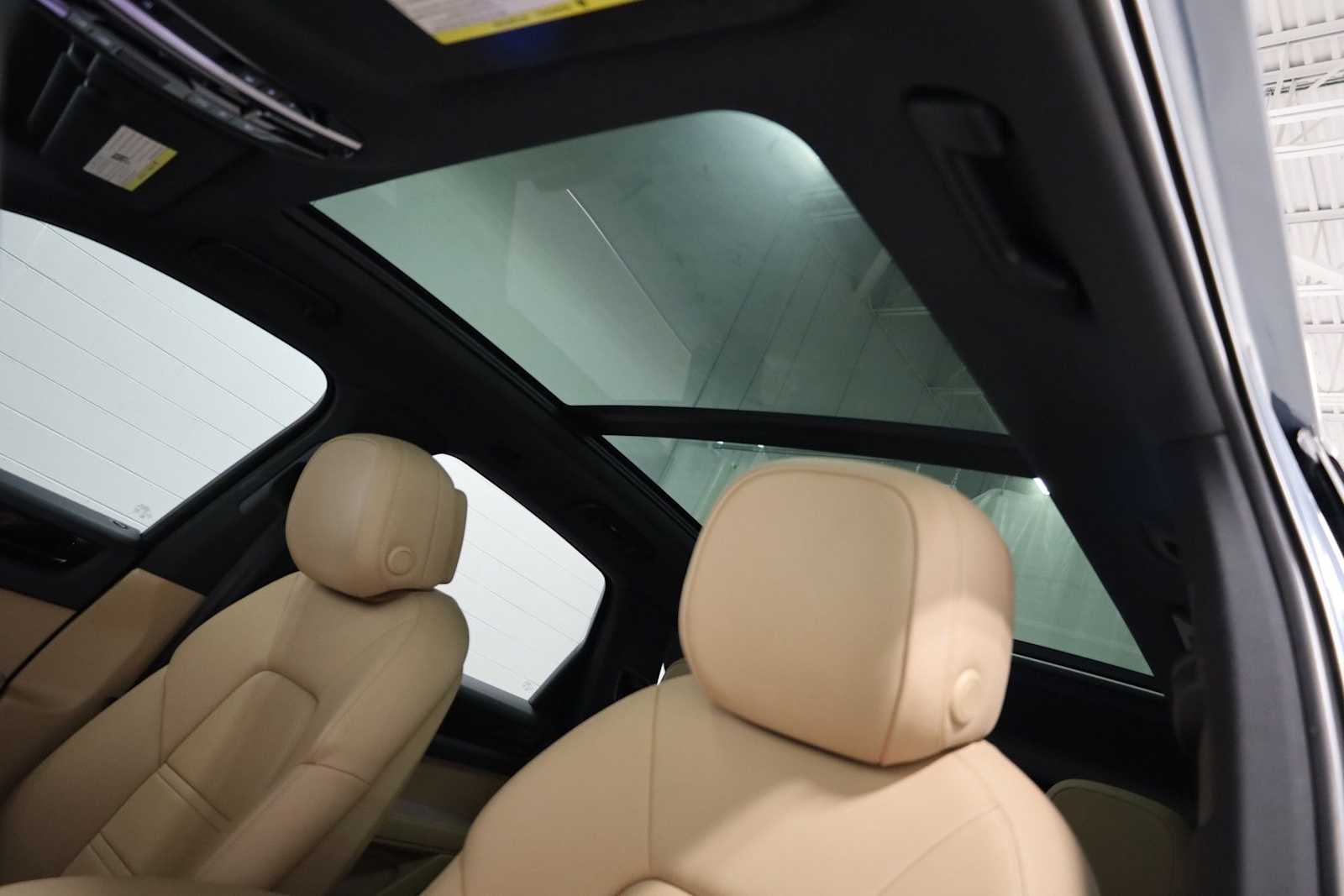 Thumbnail: 2019 Porsche Cayenne - 20