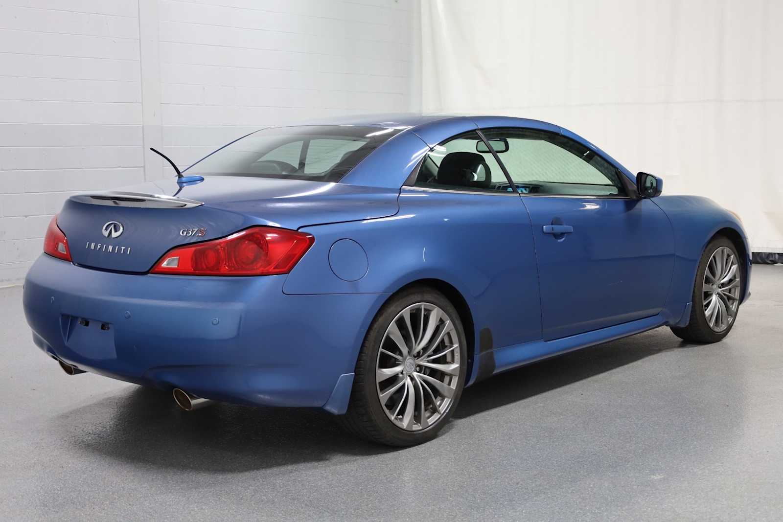 Thumbnail: 2013 INFINITI G37 - 9