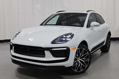 2026 Porsche Macan SUV