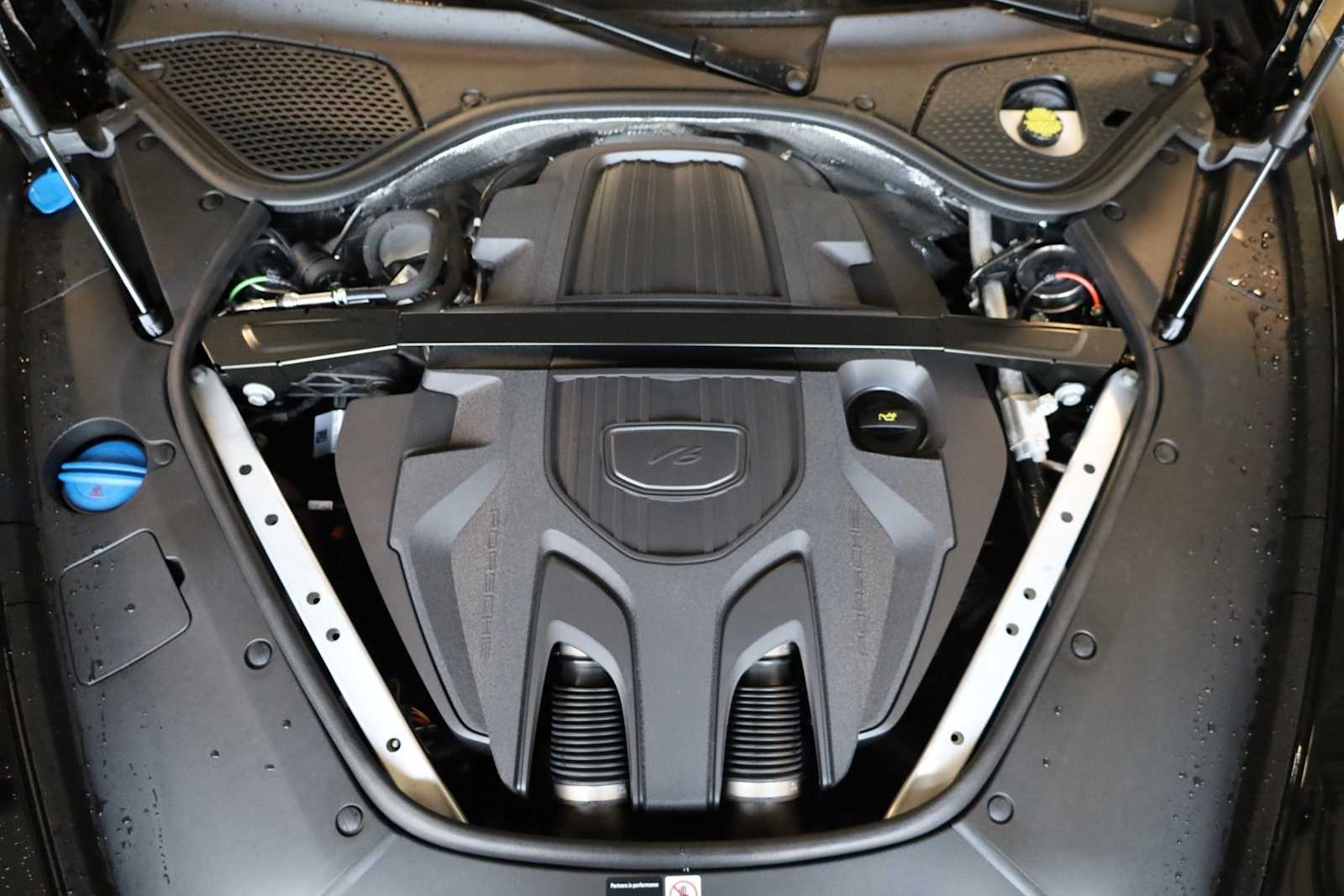 Thumbnail: 2026 Porsche Panamera - 42