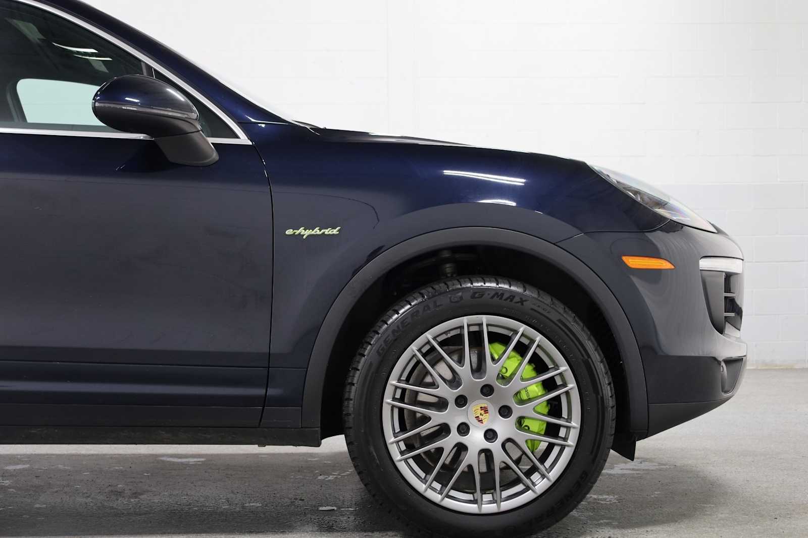 Thumbnail: 2016 Porsche Cayenne - 11