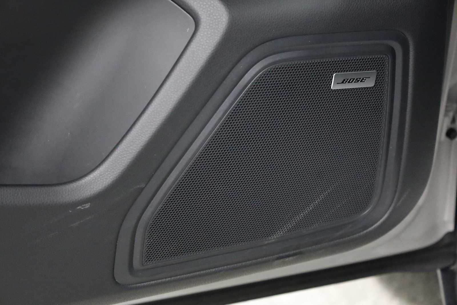 Thumbnail: 2025 Porsche Macan - 17