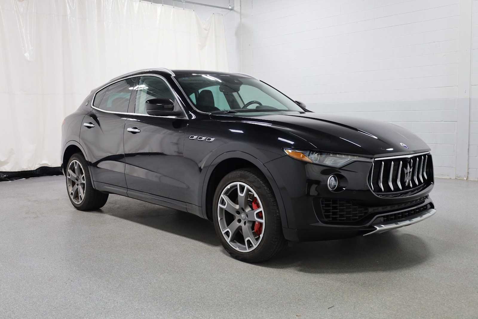 Thumbnail: 2017 Maserati Levante - 13