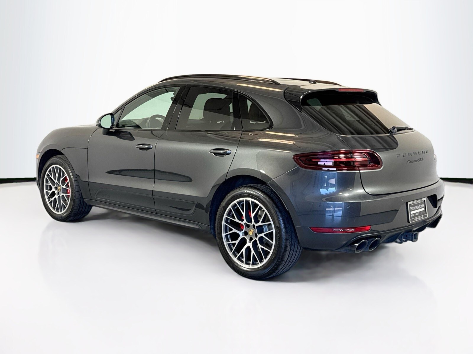 2017 Porsche Macan GTS photo 3