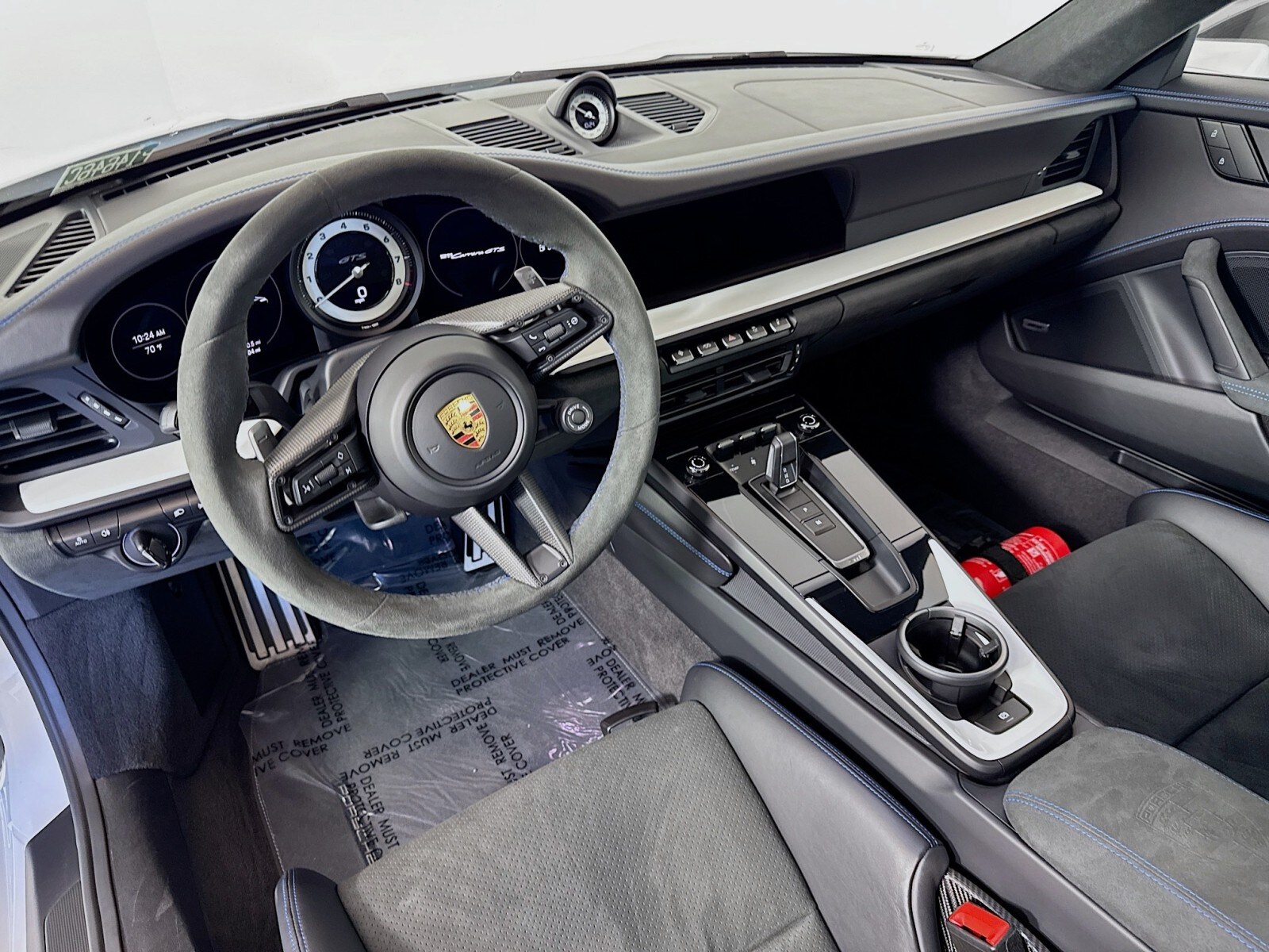 2024 Porsche 911 GTS photo 4