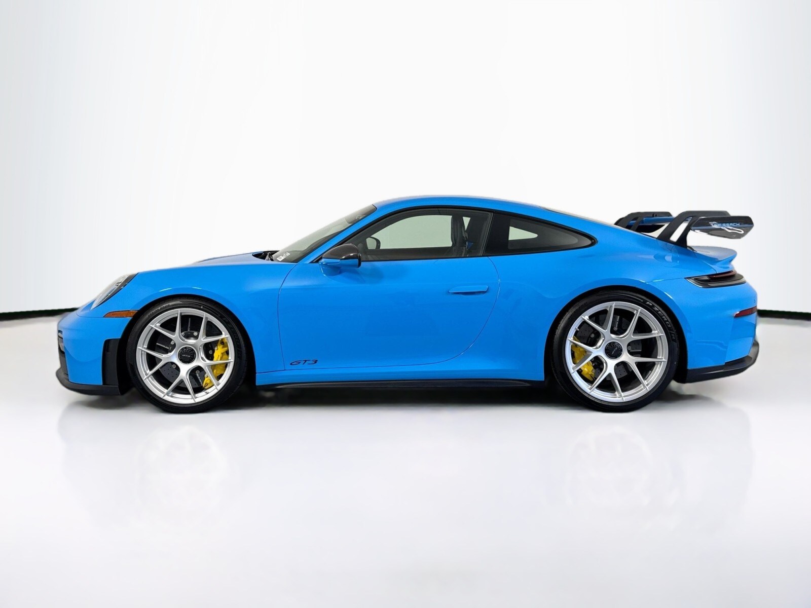 2025 Porsche 911 GT3 photo 2