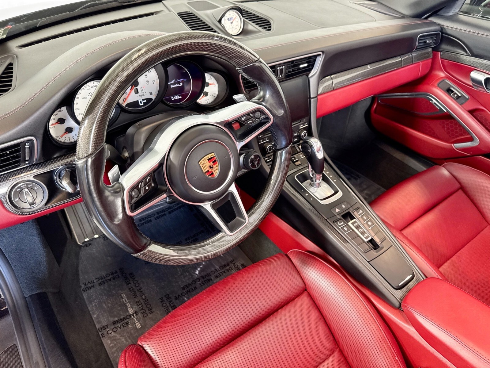 2018 Porsche 911 Turbo S photo 4