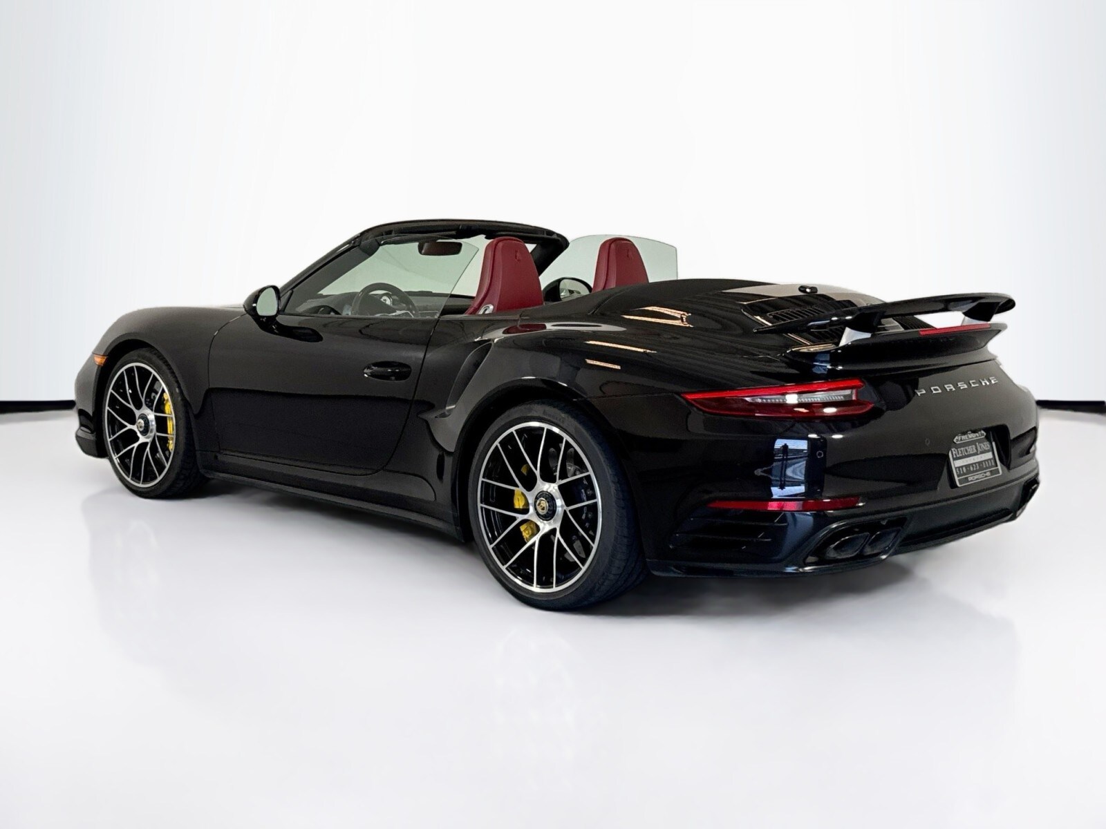 2018 Porsche 911 Turbo S photo 3