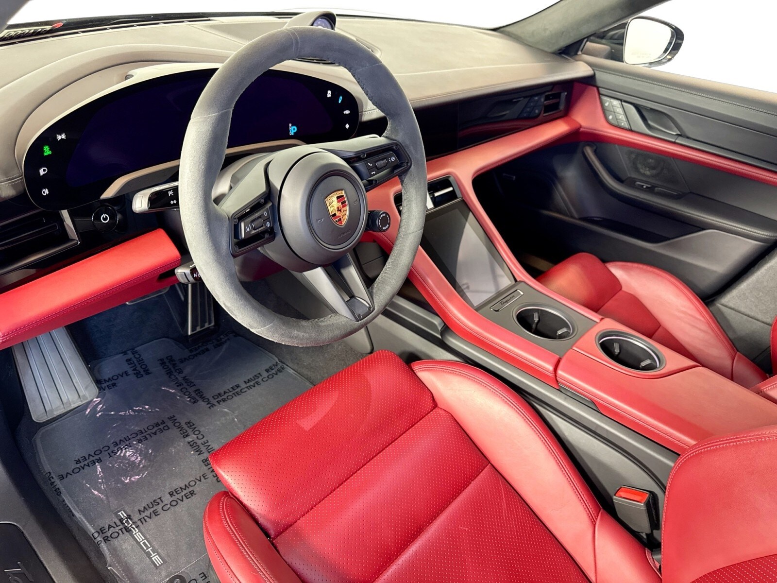 2023 Porsche Taycan GTS photo 4