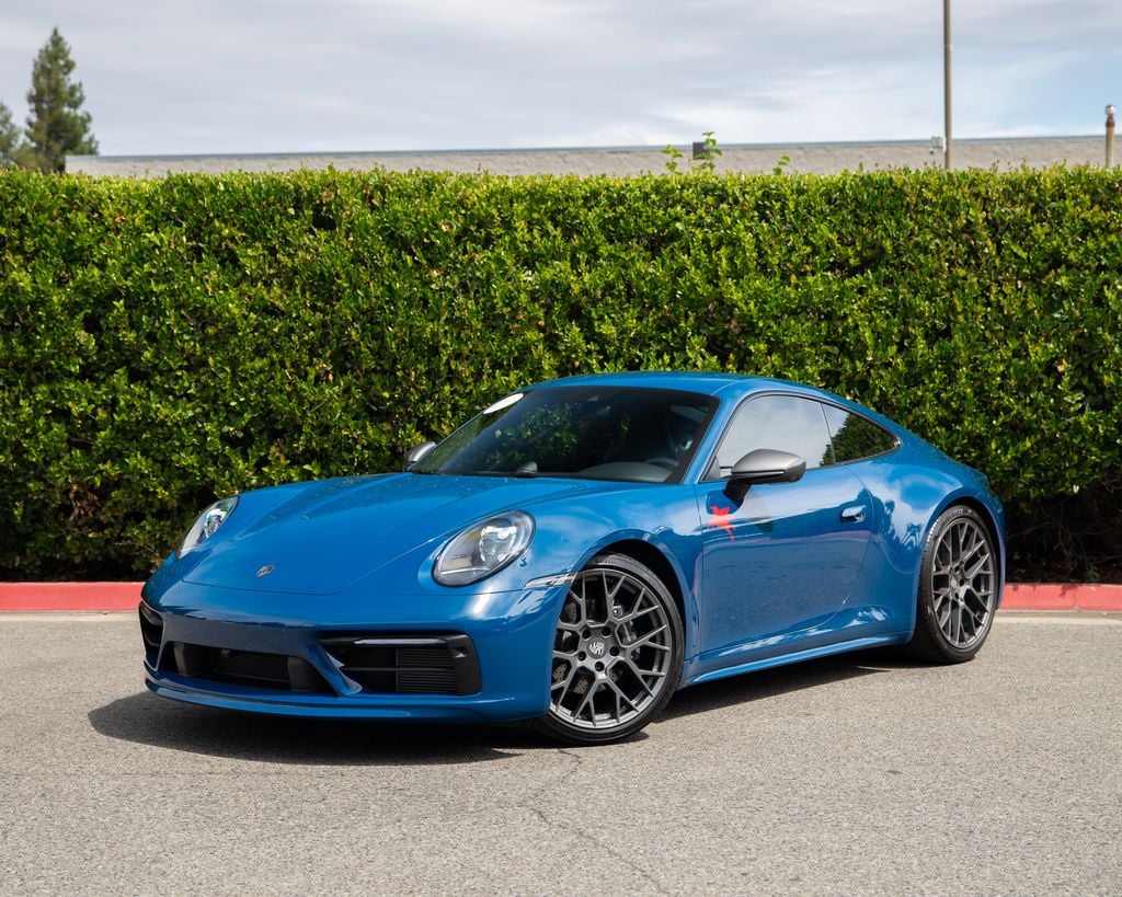 2024 Porsche 911 Carrera T Coupe's photo