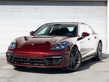 2023 Porsche Panamera 4 Platinum Edition Hatchback
