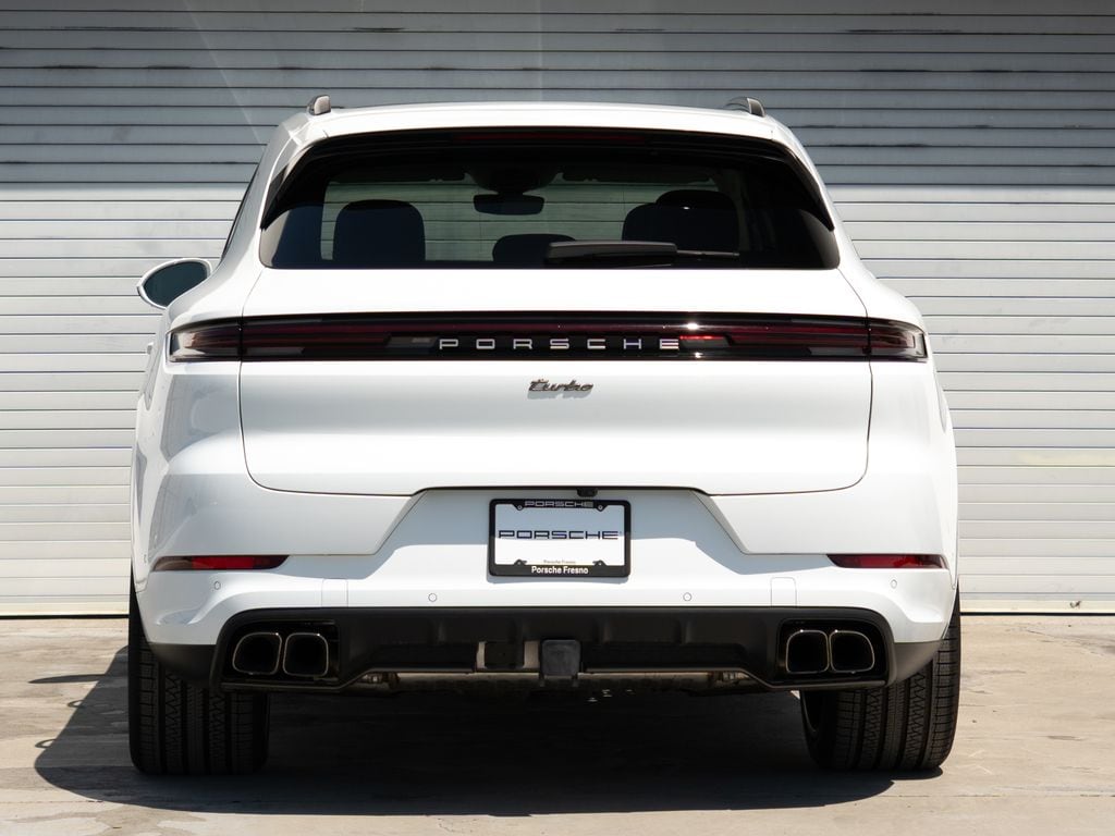 2025 Porsche Cayenne Turbo E-Hybrid - Photo 28