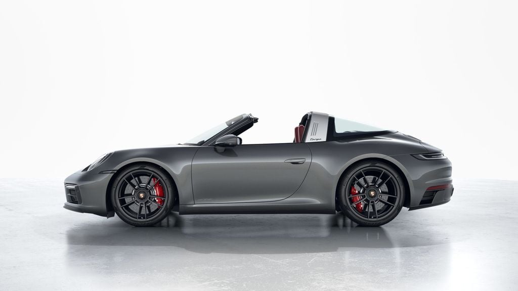 2023 Porsche 911 Targa 4 GTS photo 2